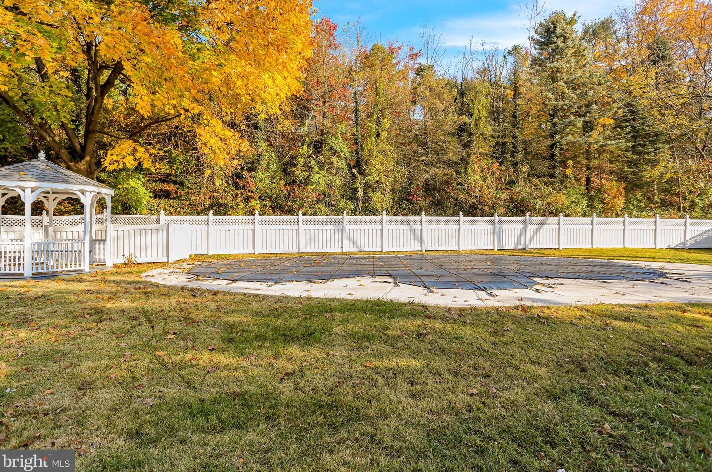 89 Wyomissing Hills Blvd, Reading PA  19609-1775 exterior