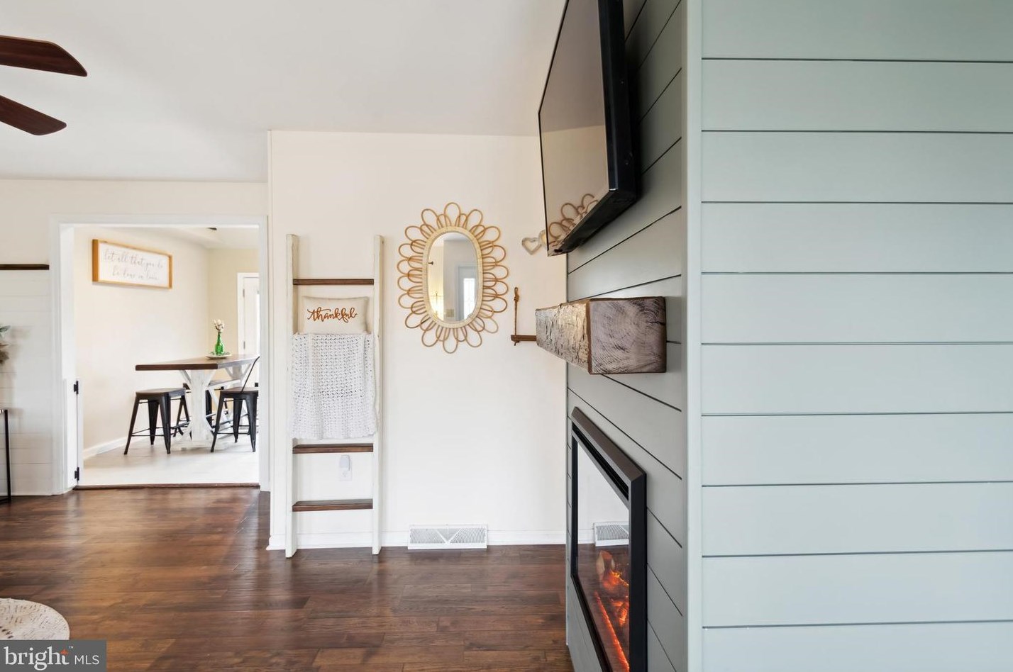 313 Ivy Ln, Douglassville PA  19518-1135 exterior