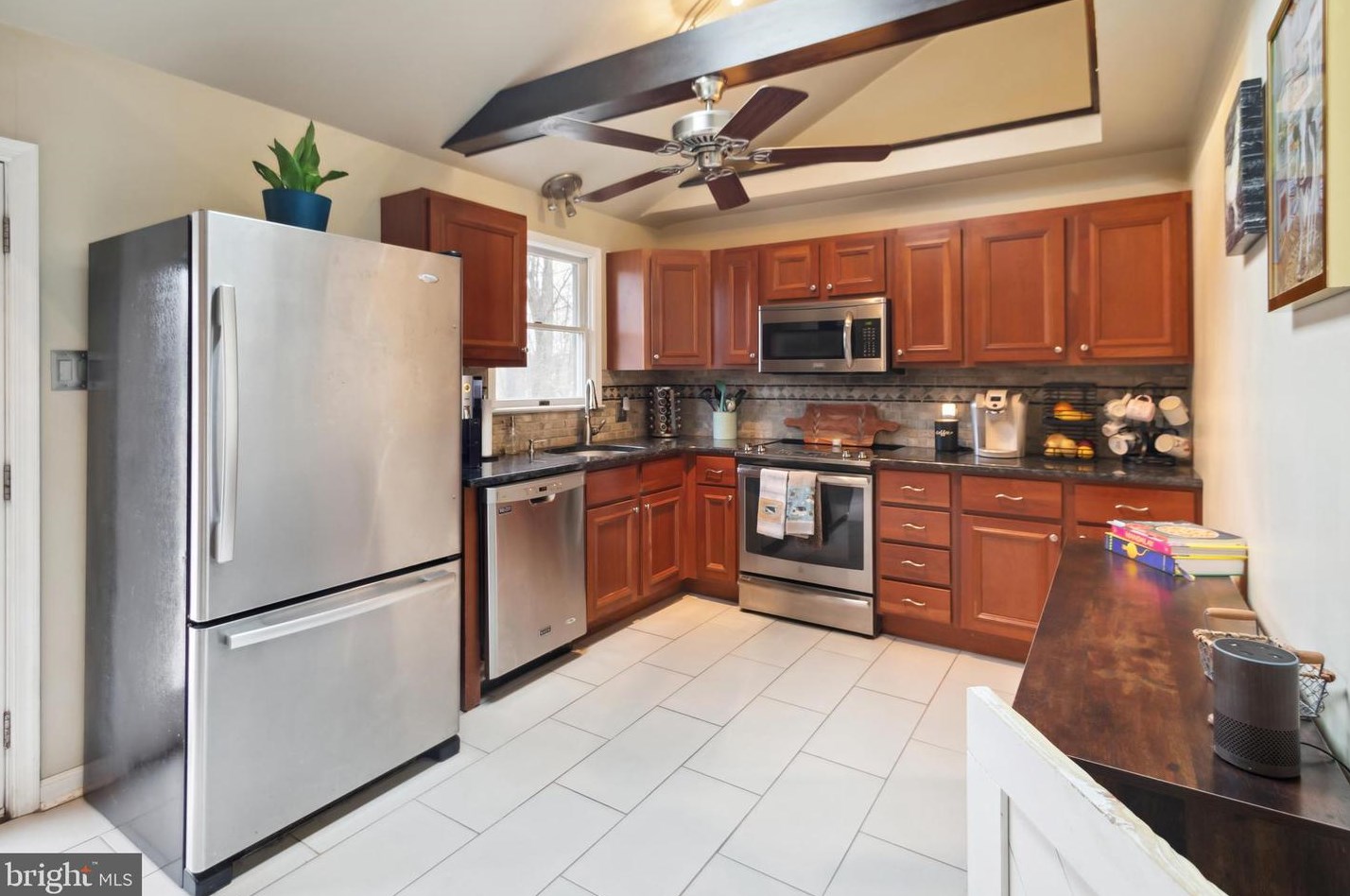 313 Ivy Ln, Douglassville PA  19518-1135 exterior