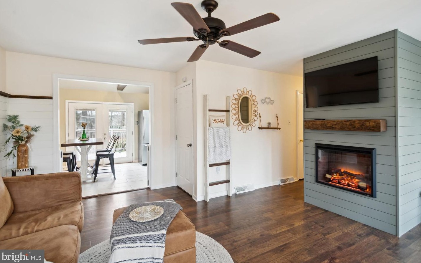 313 Ivy Ln, Douglassville PA  19518-1135 exterior