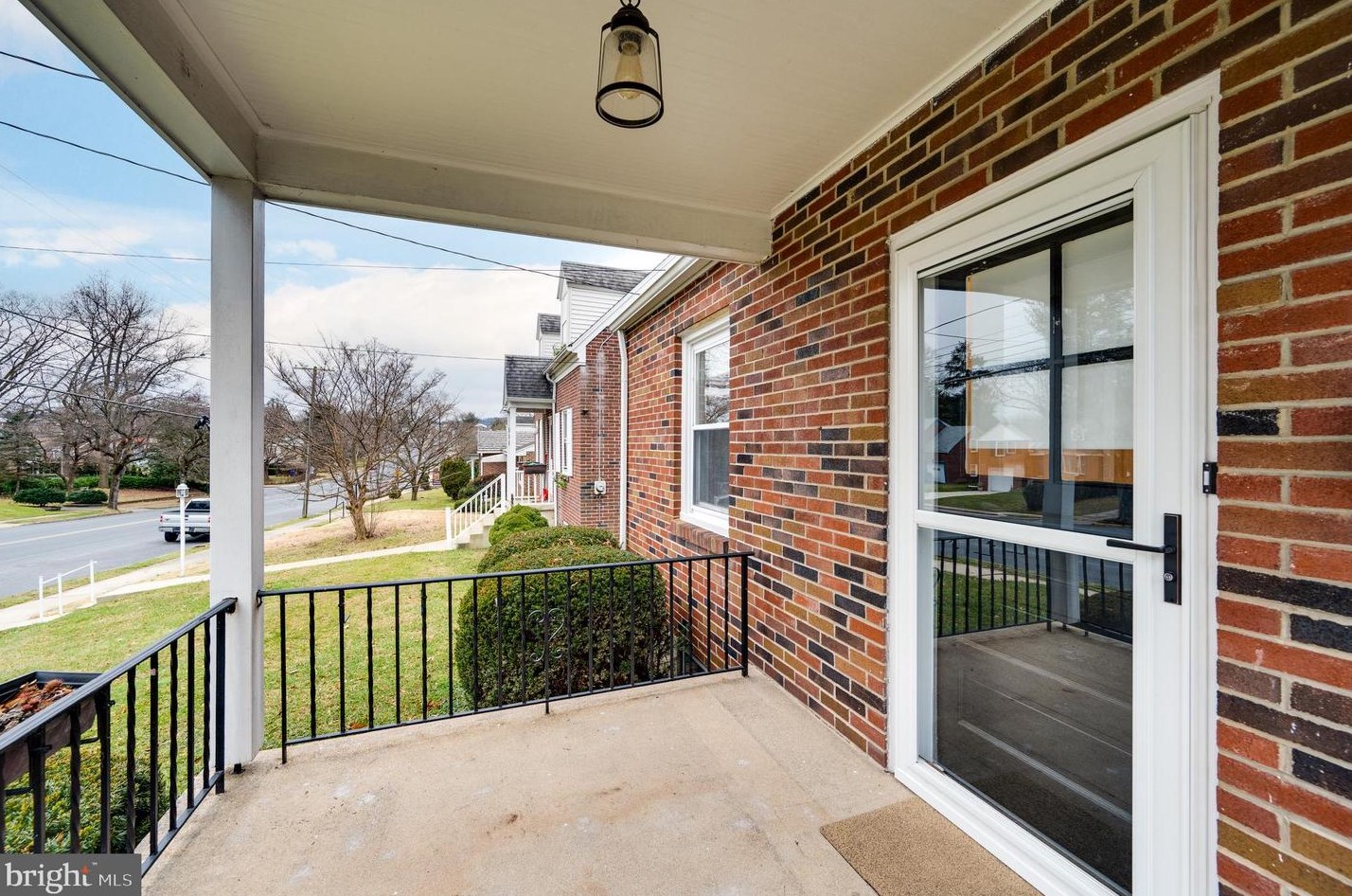 124 Kenhorst Blvd, Reading PA  19607-2027 exterior