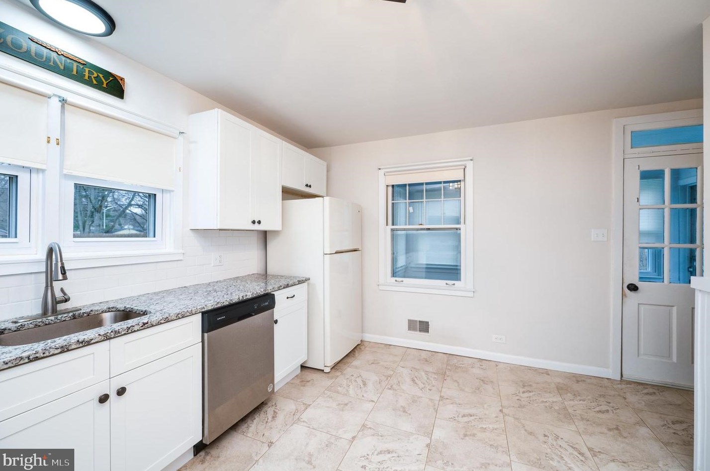 124 Kenhorst Blvd, Reading PA  19607-2027 exterior