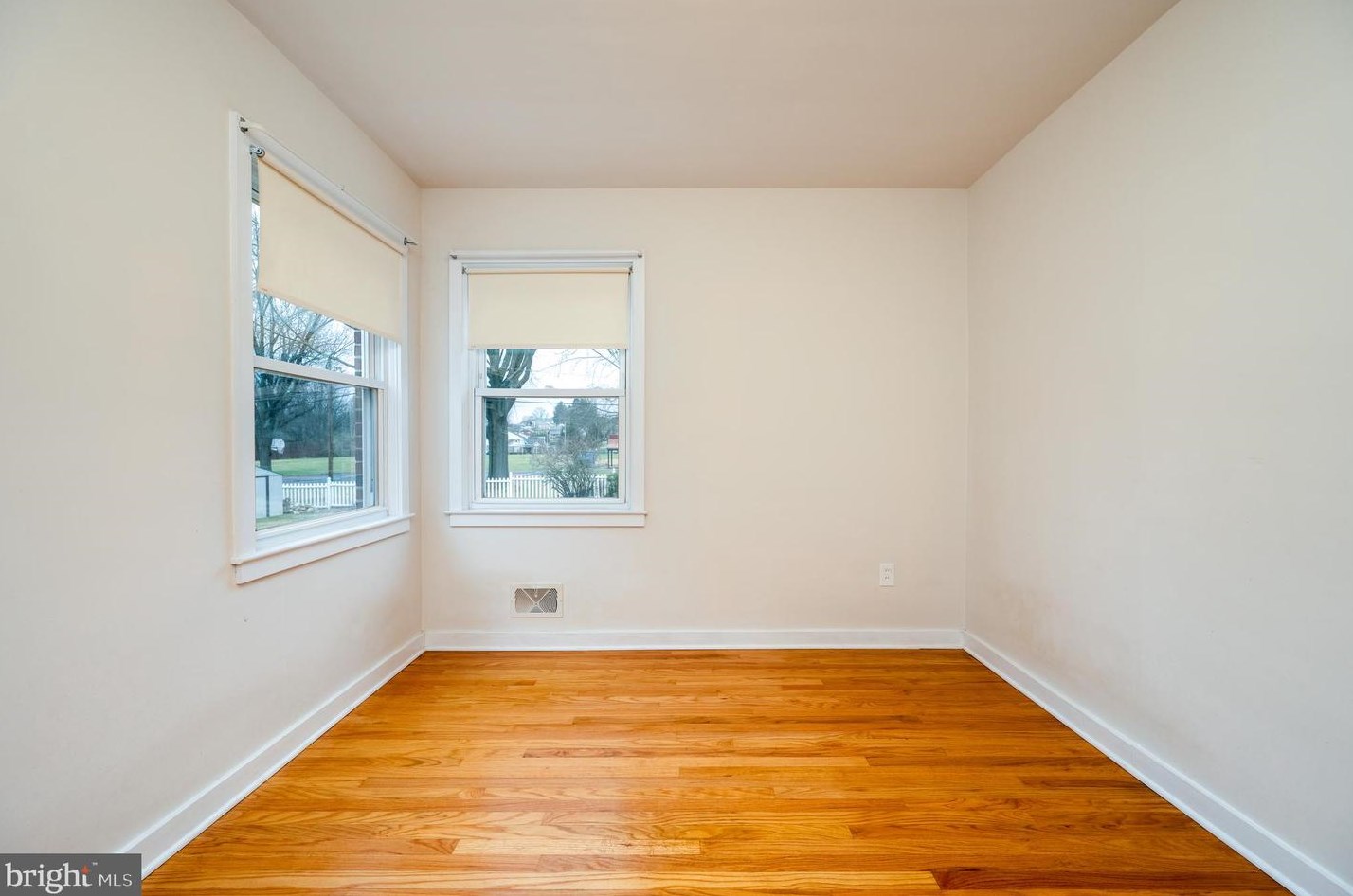 124 Kenhorst Blvd, Reading PA  19607-2027 exterior