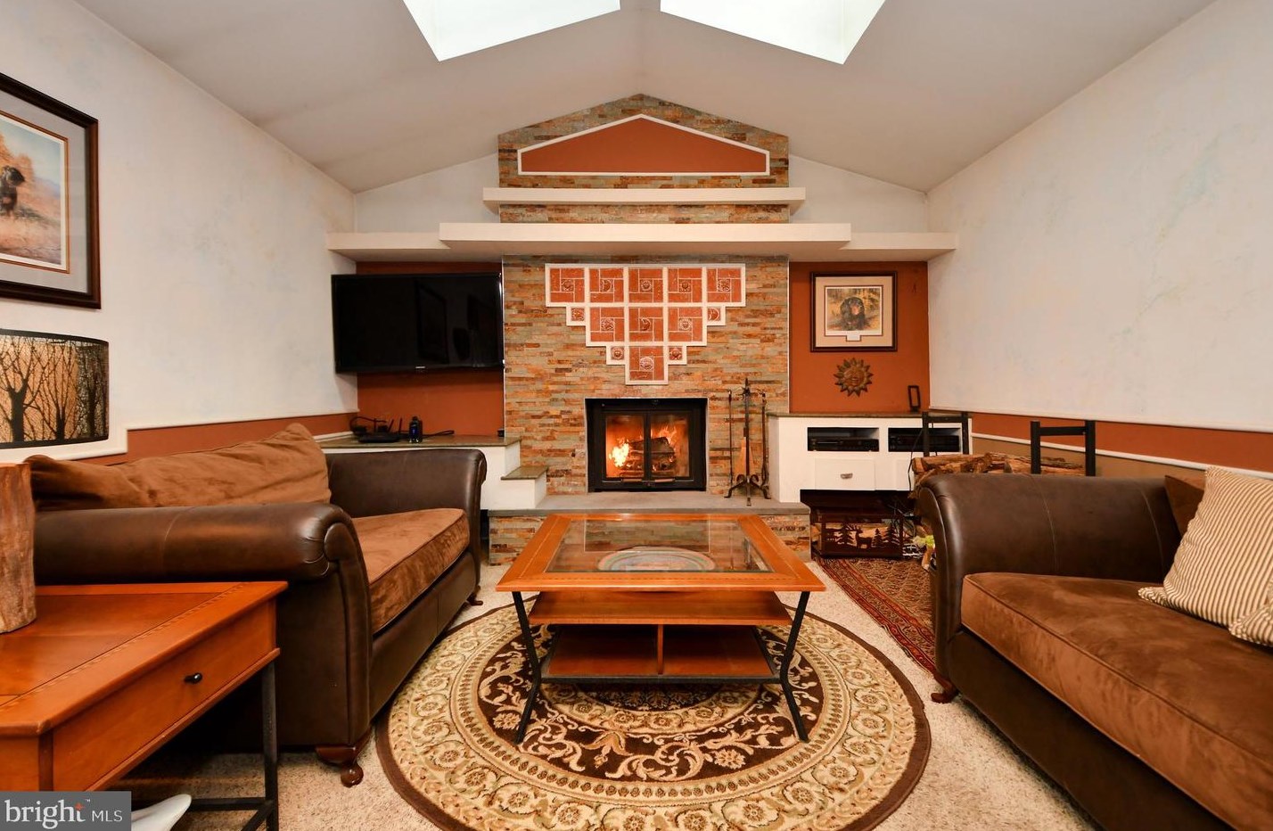 8 Country Ln, Douglassville PA  19518-9627 exterior