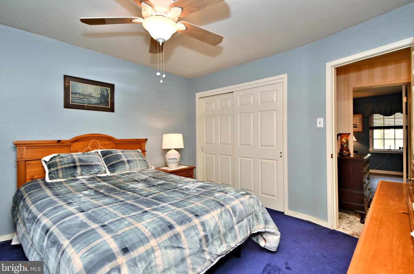 8 Country Ln, Douglassville PA  19518-9627 exterior