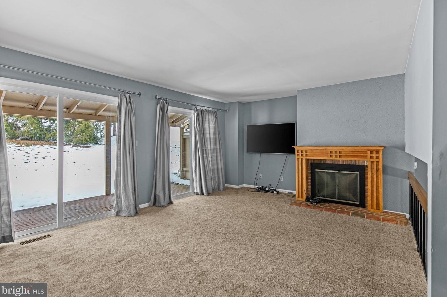 132 Medinah Dr, Reading PA  19607-3700 exterior