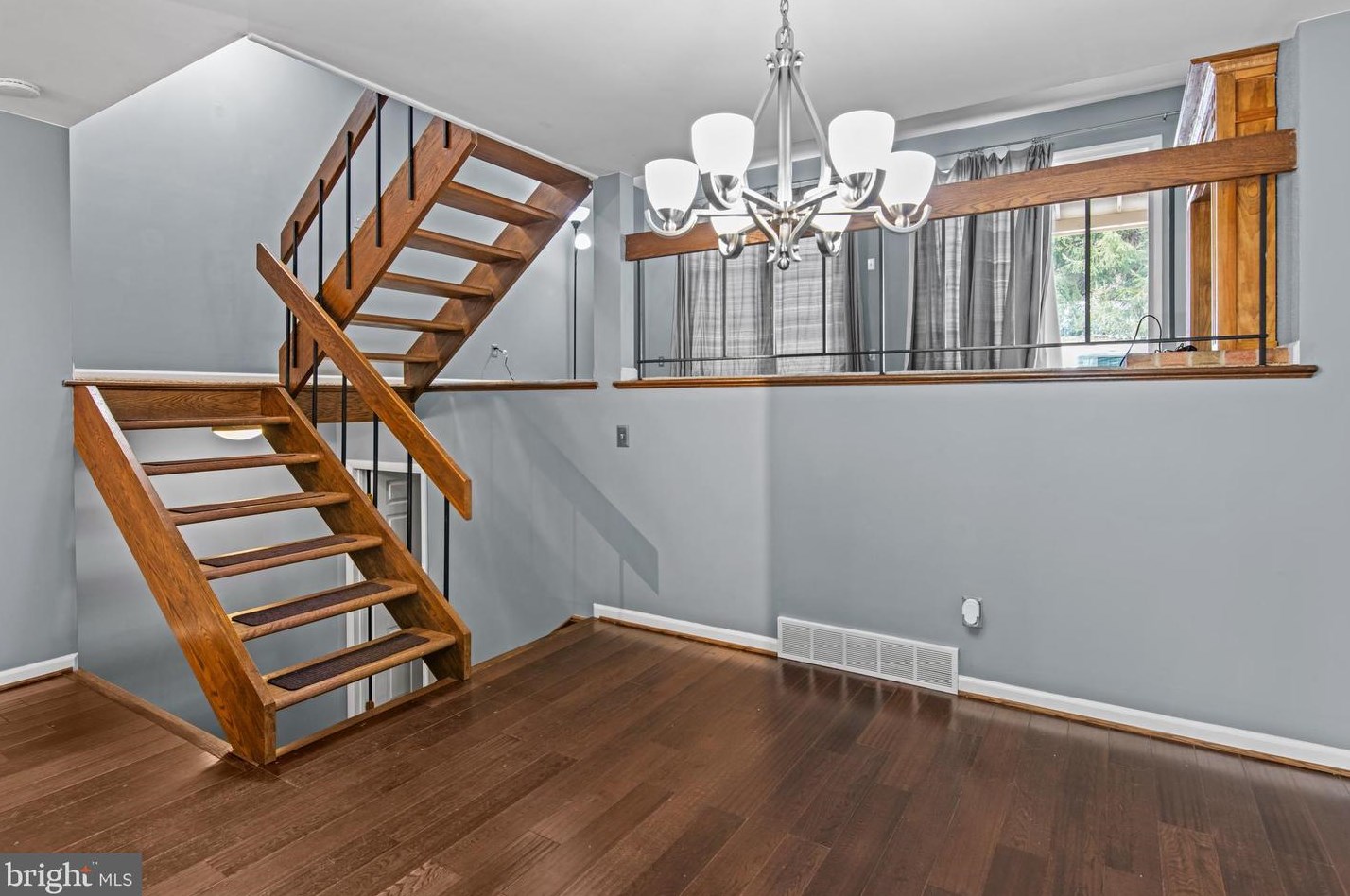 132 Medinah Dr, Reading PA  19607-3700 exterior