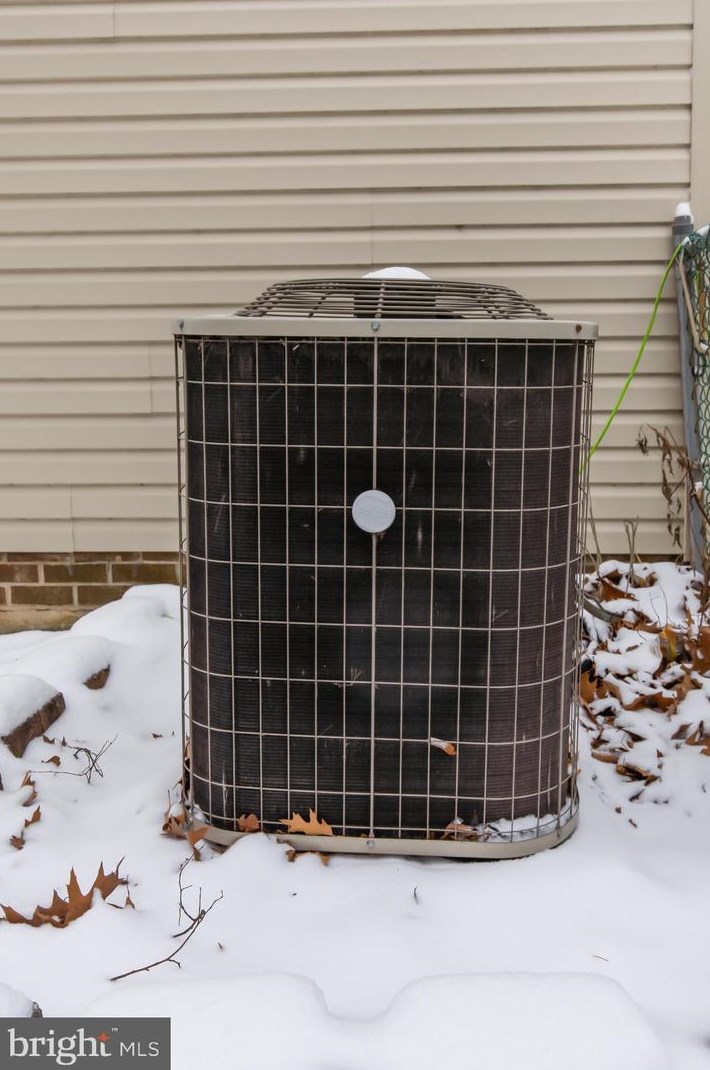 13 Bentley Ct, Reading PA  19601-2954 exterior