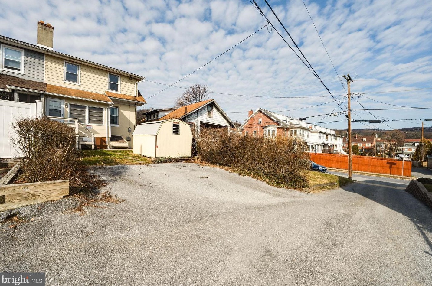 13 25th St, Reading PA  19606-2005 exterior