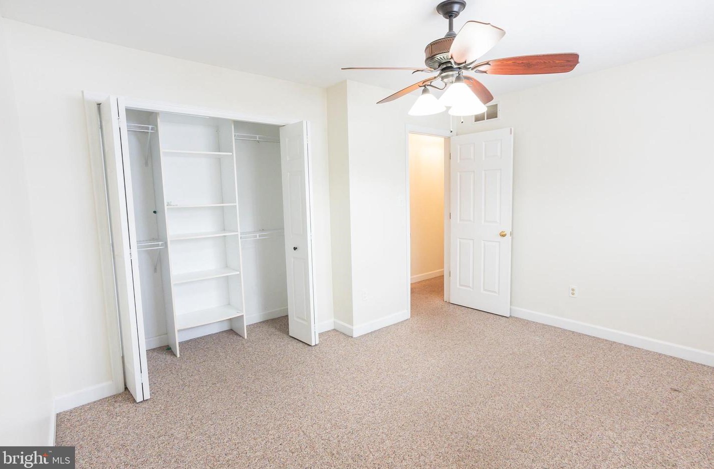 6 Overview Ct, Reading PA  19607-3023 exterior