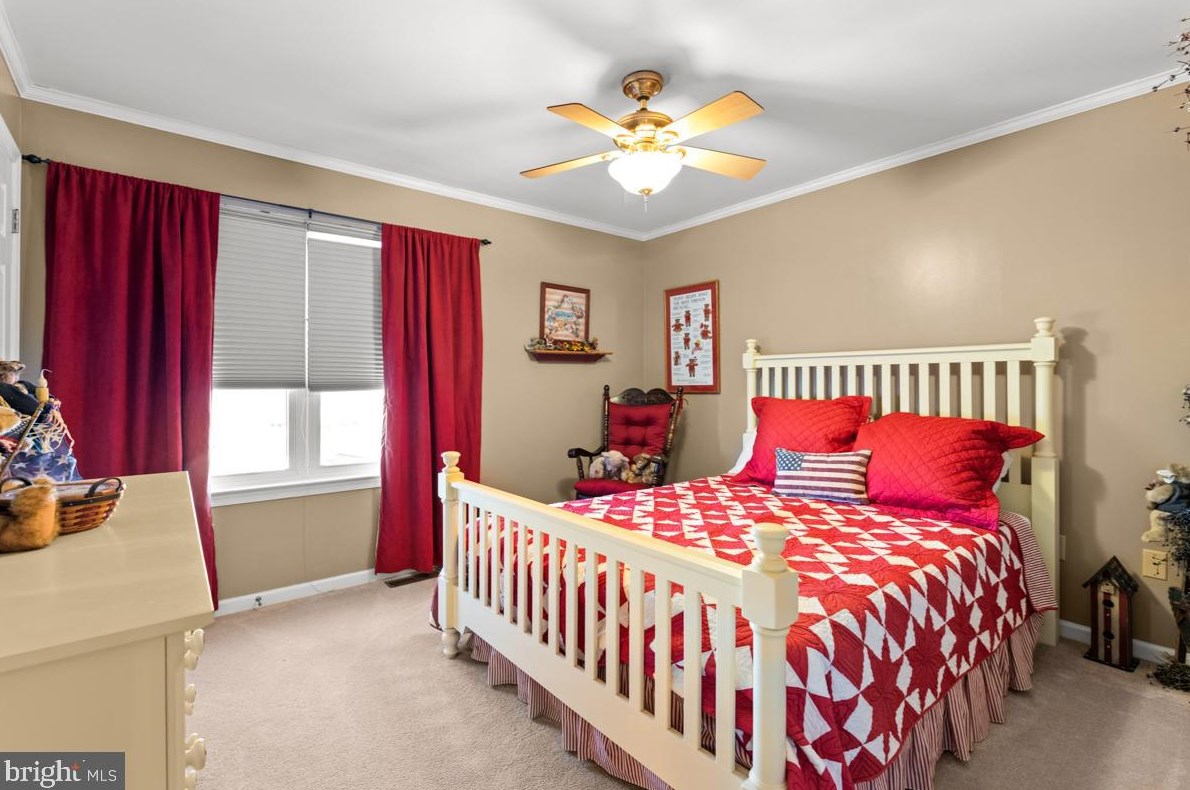 100 Morlatton Rd, Douglassville PA  19518-1202 exterior