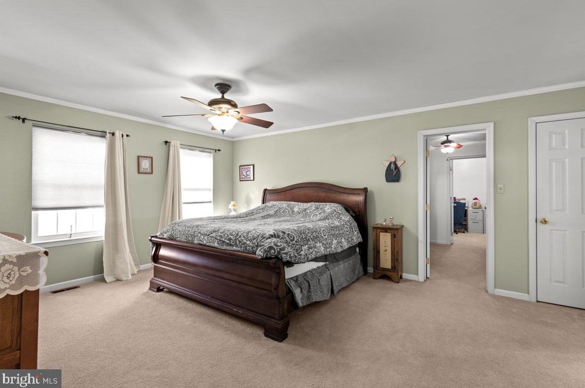 100 Morlatton Rd, Douglassville PA  19518-1202 exterior