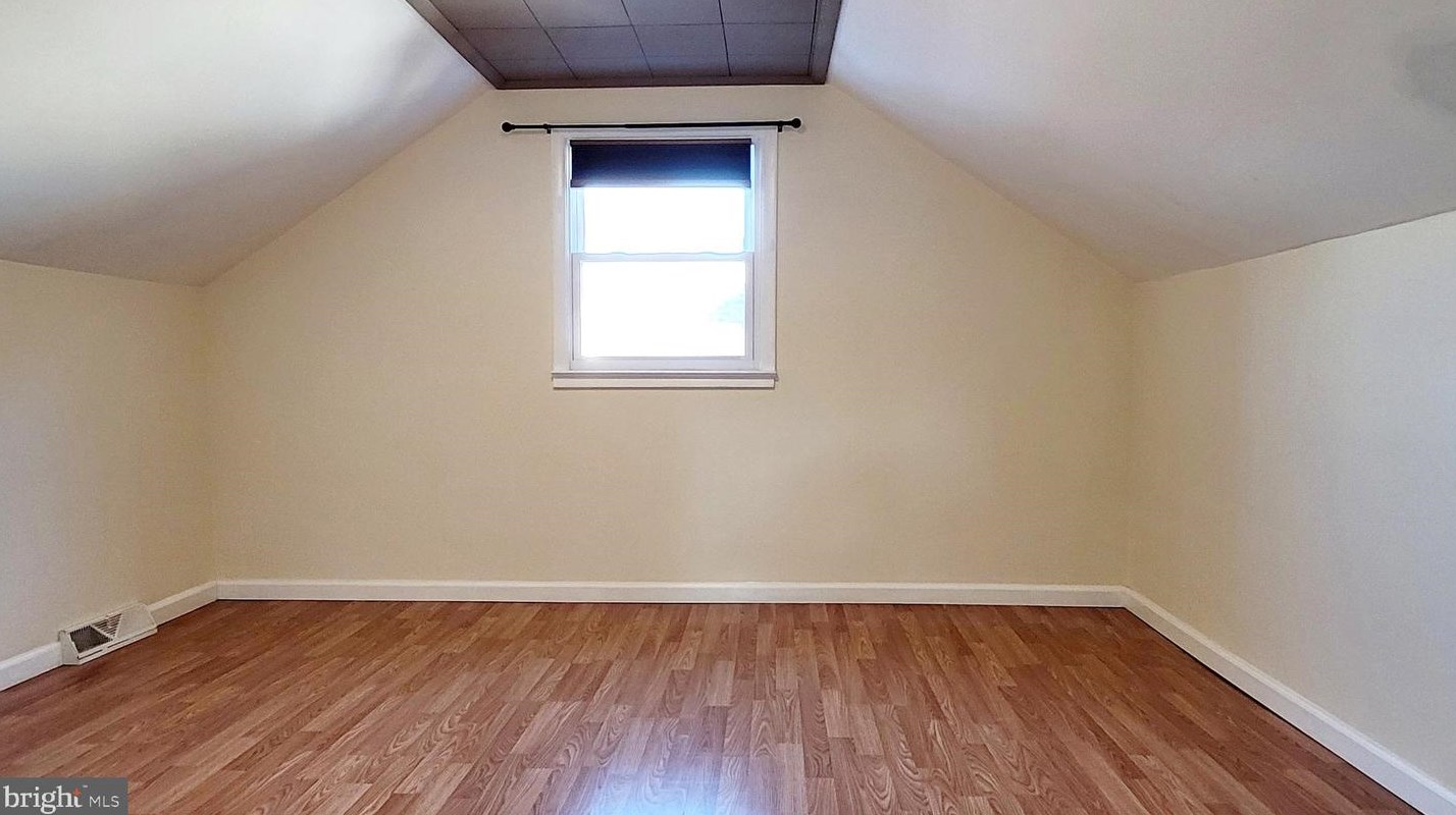 412 Windsor St, Reading PA  19610-2930 exterior