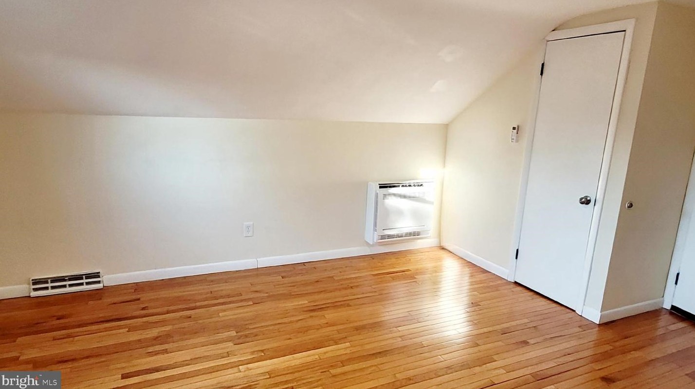 412 Windsor St, Reading PA  19610-2930 exterior