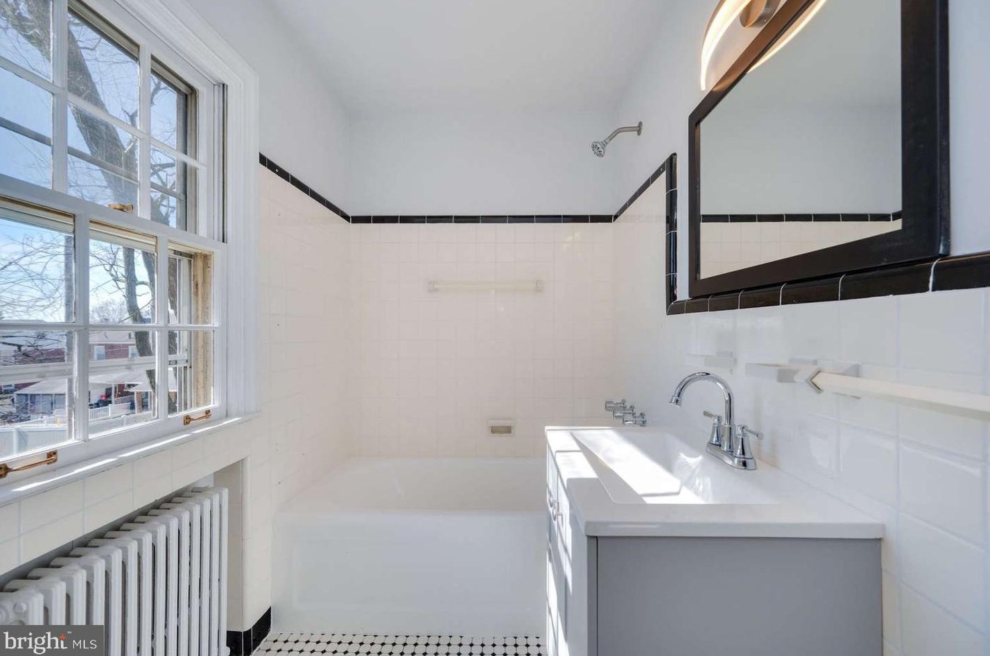 100 Girard Ave, Reading PA  19605-3110 exterior