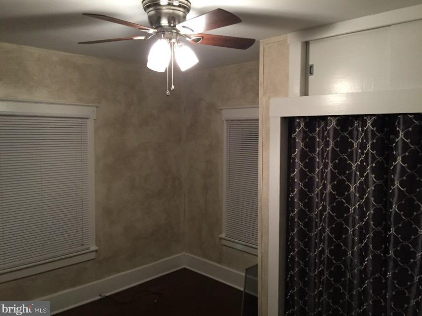 427 Carsonia Ave, Reading PA  19606-1508 exterior