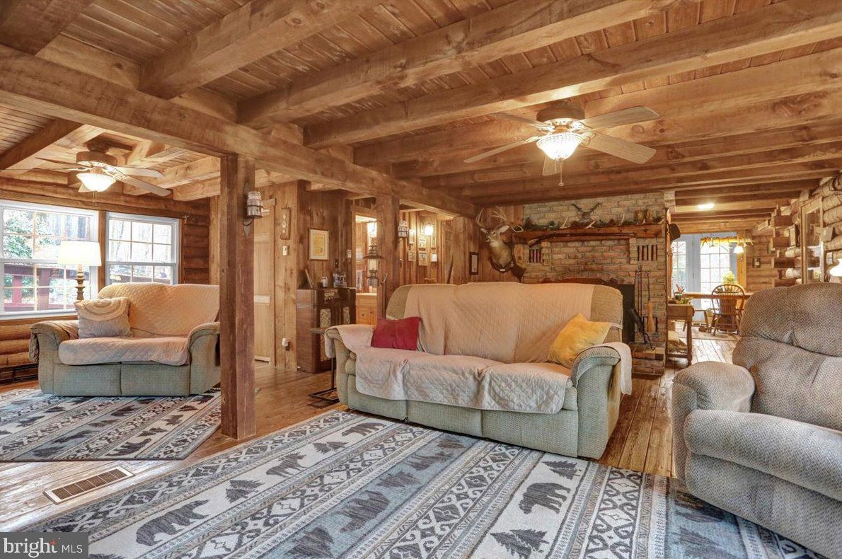 3537 Morgantown Rd, Hummels Store PA 19540-7923 exterior