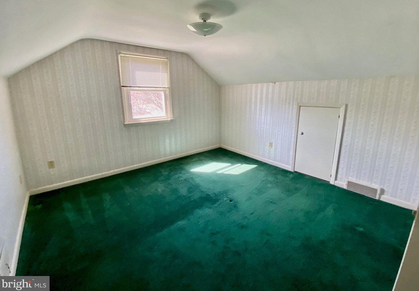 636 Wyomissing Blvd, Reading PA  19610-1759 exterior