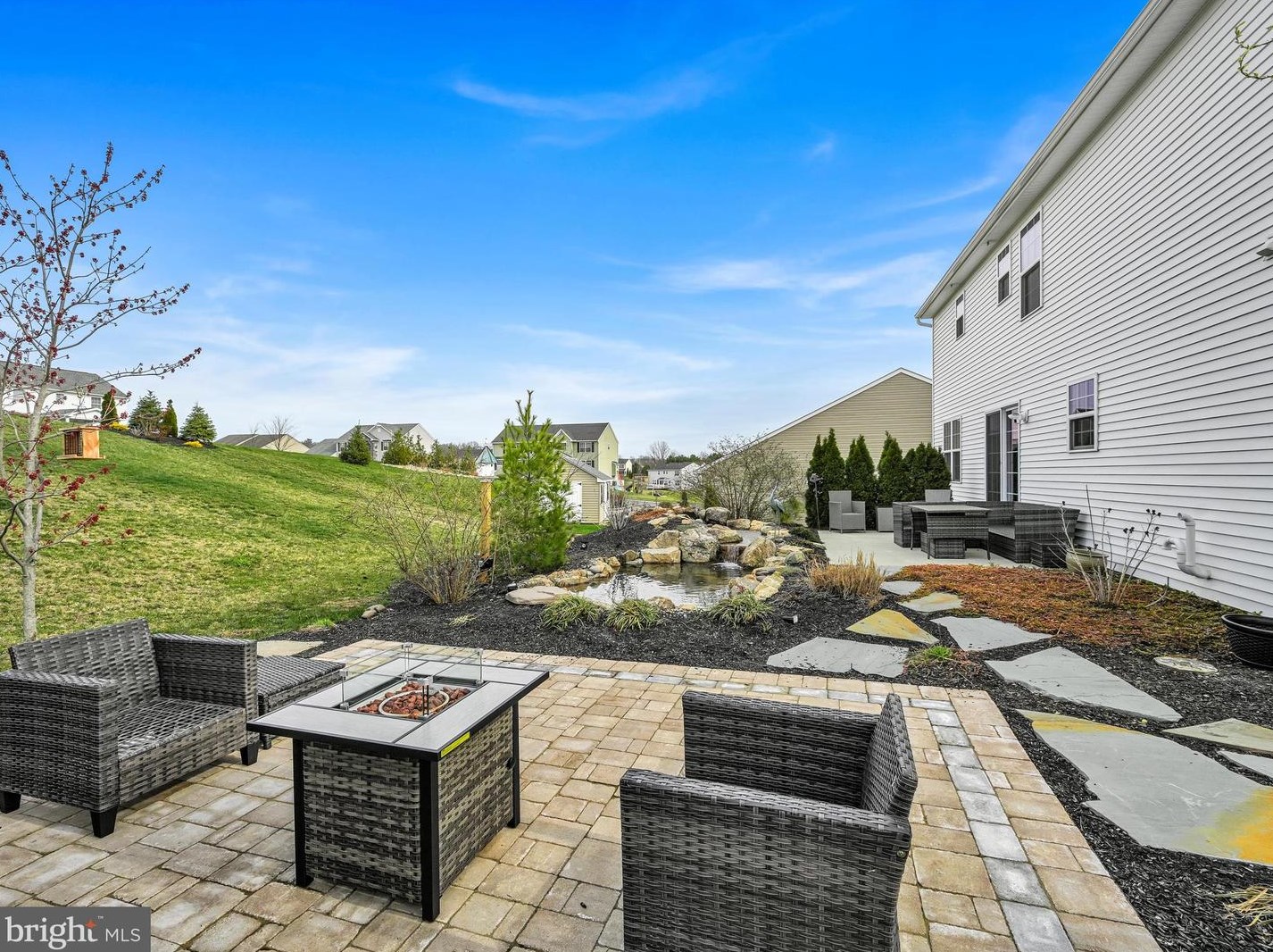 30 Sunglo Dr, Dauberville PA  19533-8672 exterior