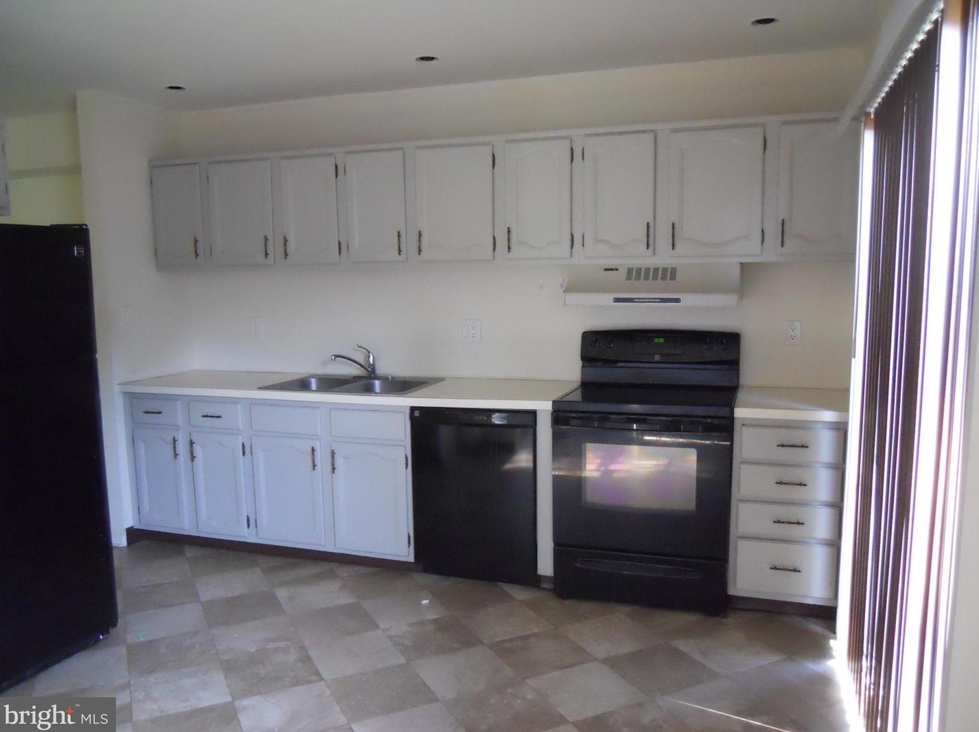 113 Medinah Dr, Reading PA 19607-3700 exterior