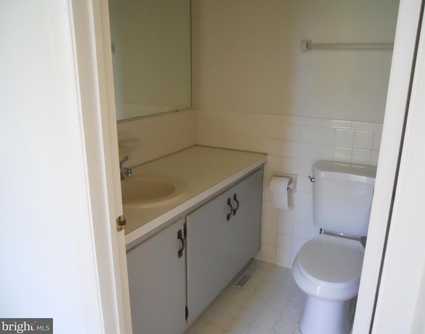 113 Medinah Dr, Reading PA 19607-3700 exterior