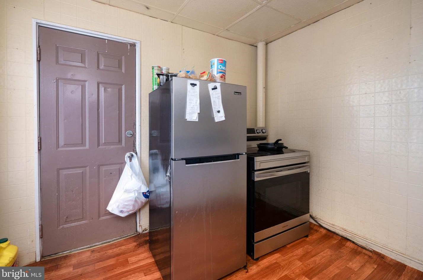 712 Moss St, Reading PA  19604-2528 exterior