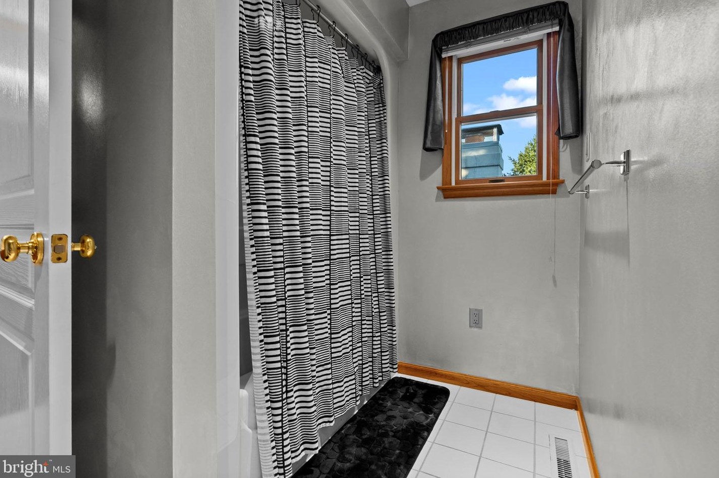 2908 Duffield Ln, Reading PA  19608-9662 exterior