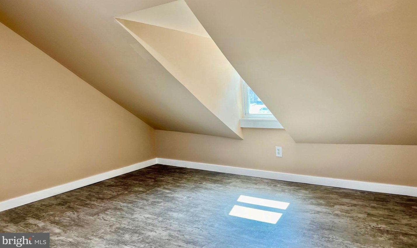 921 Cotton St, Reading PA  19602-2523 exterior