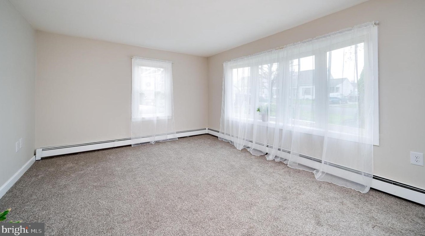 516 Lockheed Ave, Reading PA  19601-1150 exterior