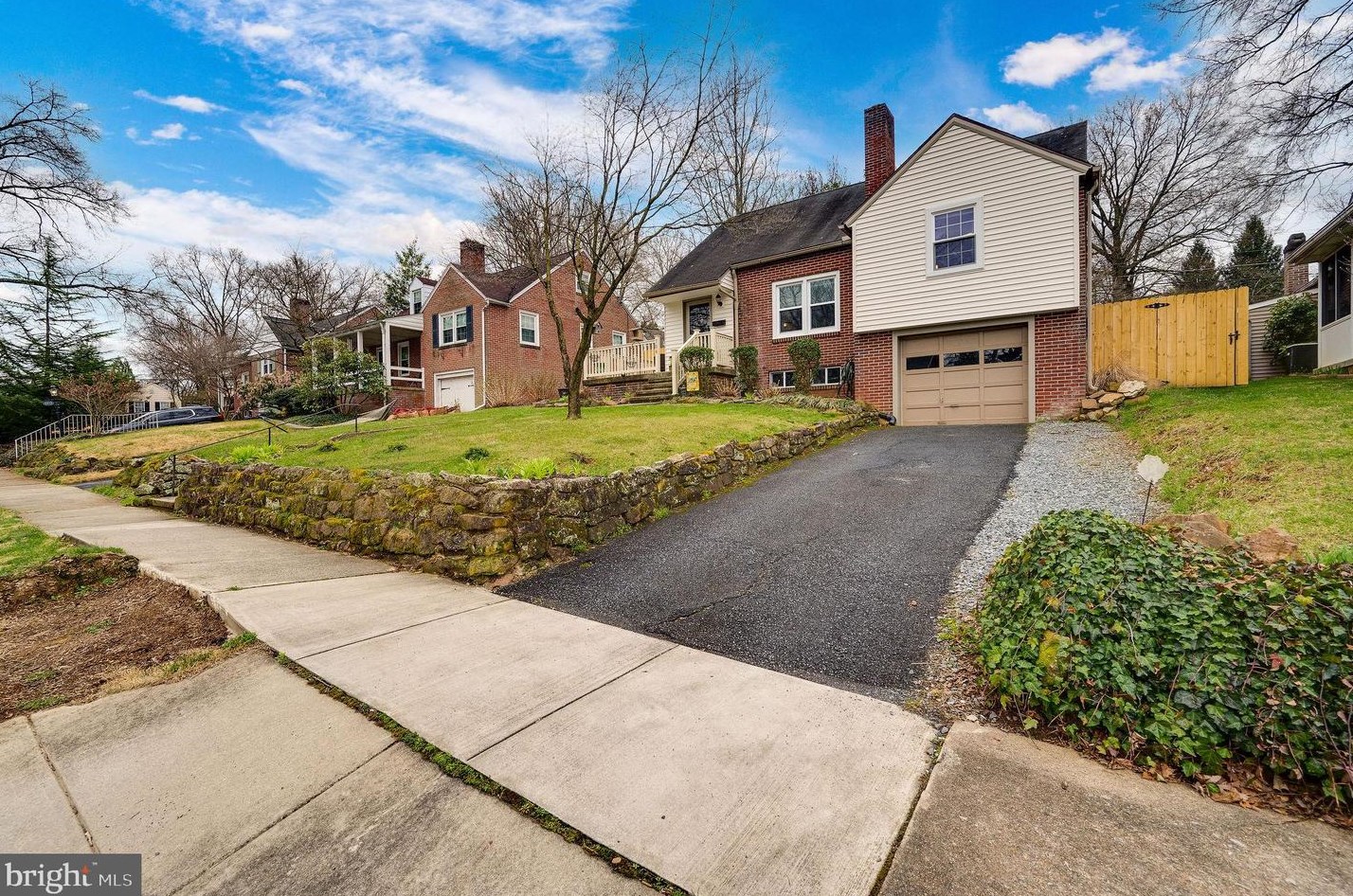 704 State St, Reading PA  19607-1226 exterior