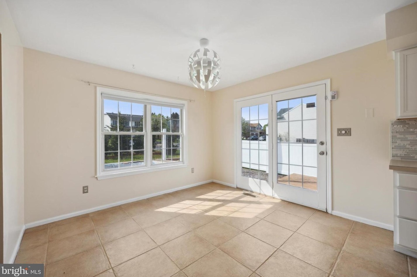 201 Bainbridge Cir, Reading PA  19608-1773 exterior