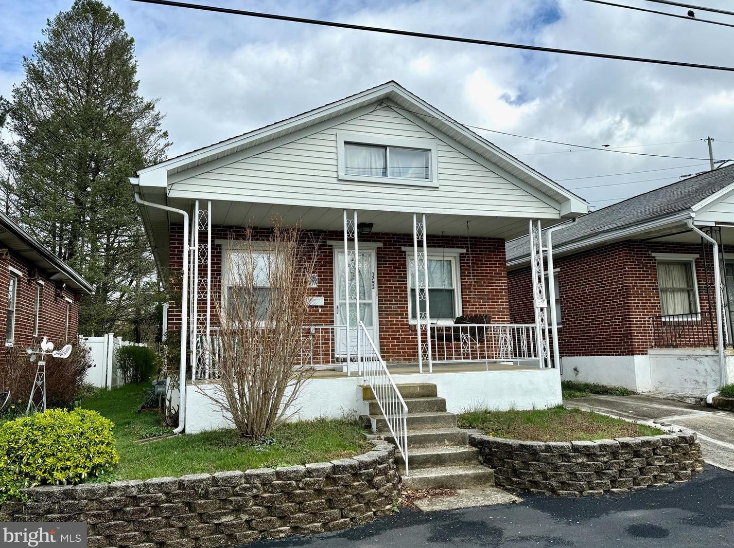 1753 Portland Ave, Reading PA  19609-2020 exterior