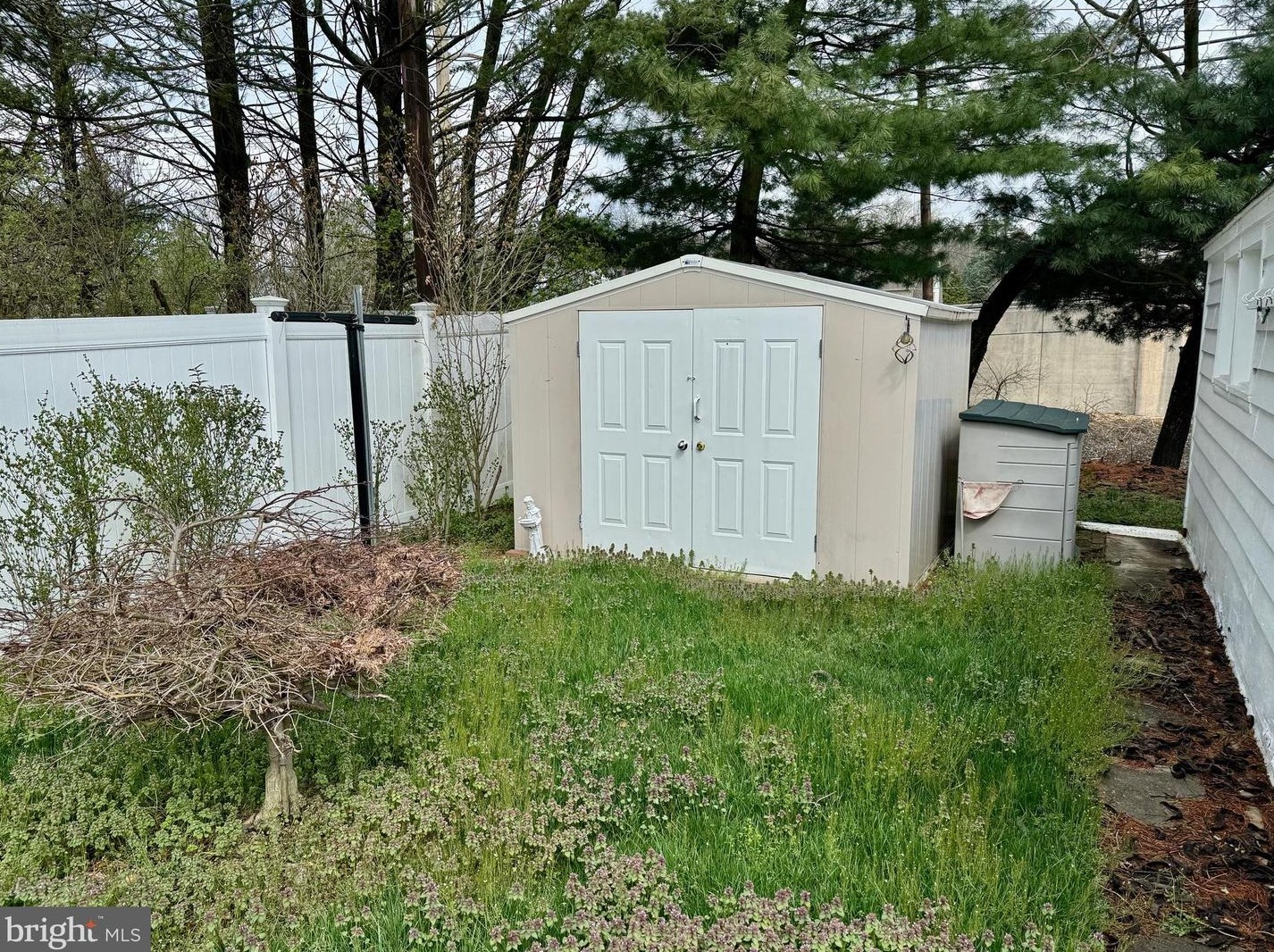 1753 Portland Ave, Reading PA  19609-2020 exterior