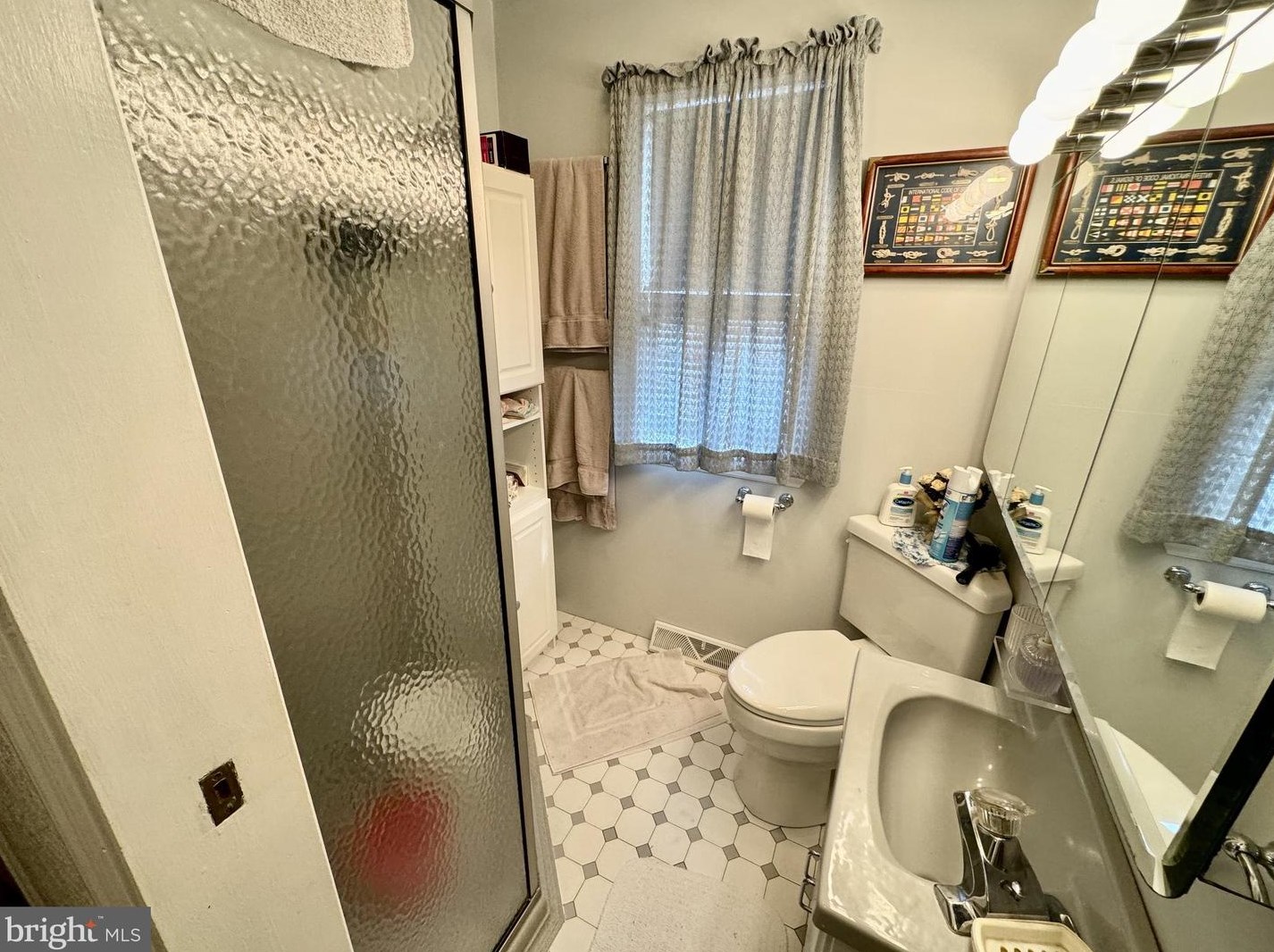 1753 Portland Ave, Reading PA  19609-2020 exterior