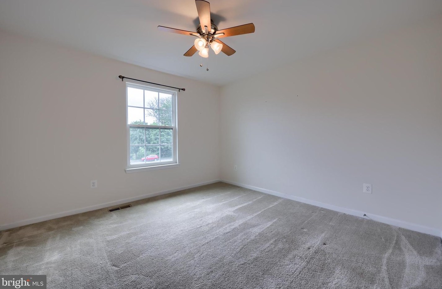 5107 Peach Blossom Dr, Douglassville PA  19518-1328 exterior