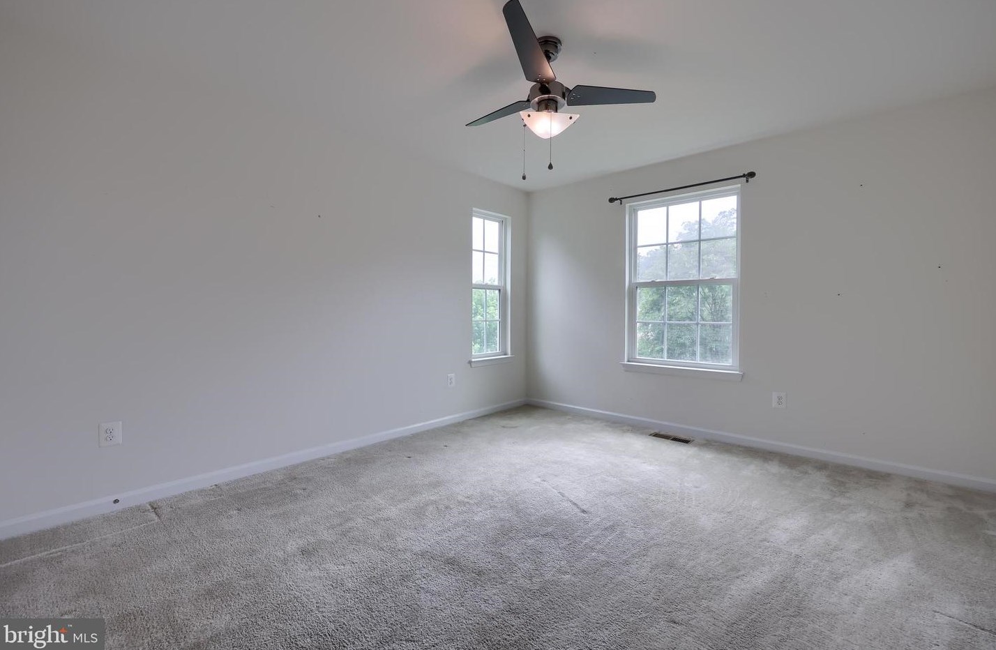 5107 Peach Blossom Dr, Douglassville PA  19518-1328 exterior