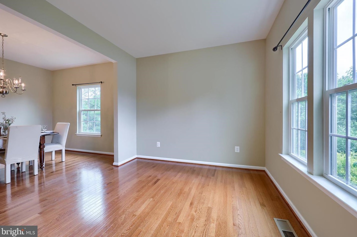 5107 Peach Blossom Dr, Douglassville PA  19518-1328 exterior