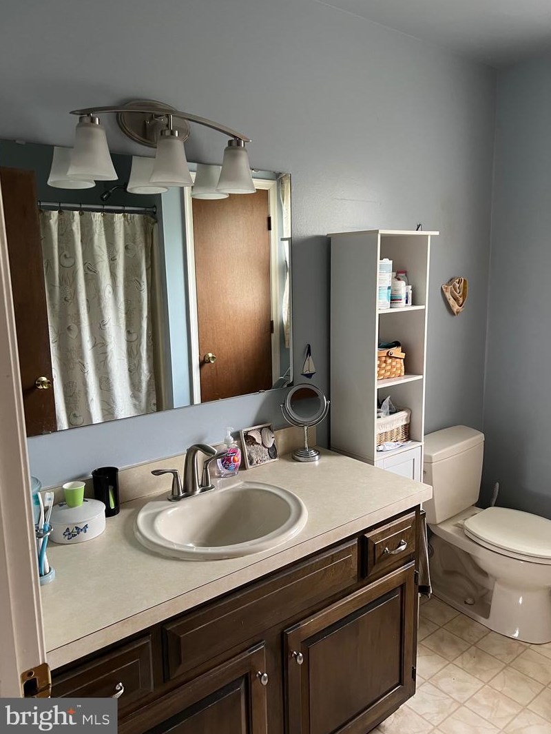 29 Ginna B Dr, Robesonia PA 19551-9670 exterior