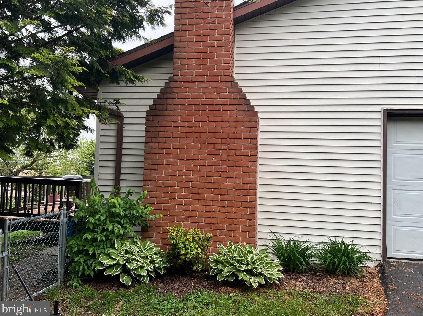 29 Ginna B Dr, Robesonia PA 19551-9670 exterior