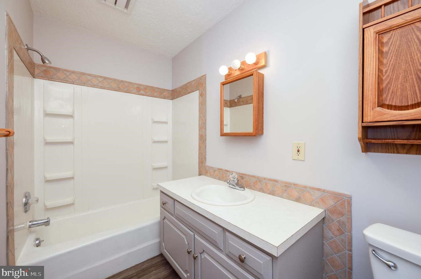 2444 Fairview St, Reading PA  19605-2955 exterior