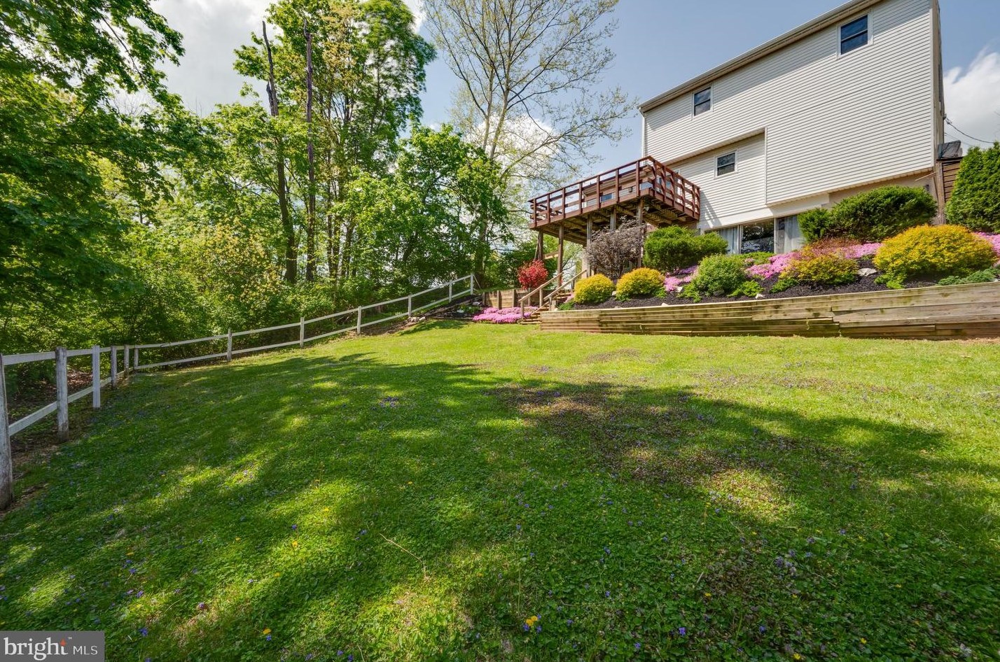 2444 Fairview St, Reading PA  19605-2955 exterior