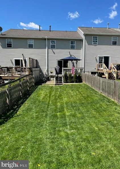 3945 Lynn Ave, Reading PA  19606-2881 exterior