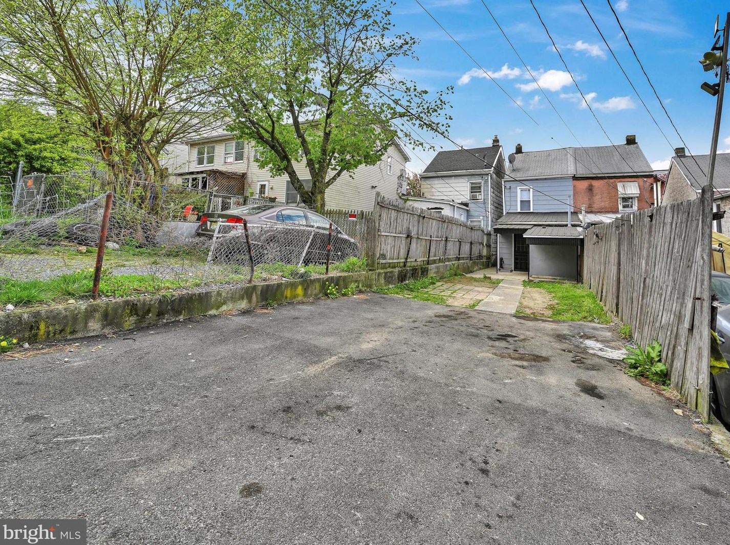 603 Maple St, Reading PA  19602-2535 exterior