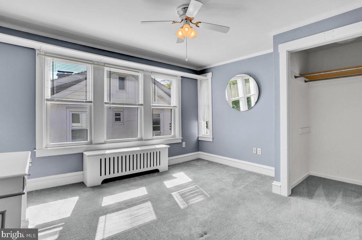 2409 Fairview Ave, Reading PA  19606-2037 exterior