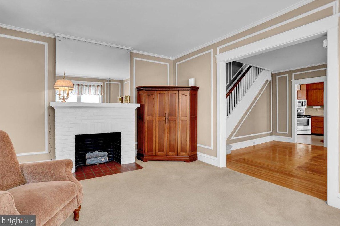 2409 Fairview Ave, Reading PA  19606-2037 exterior