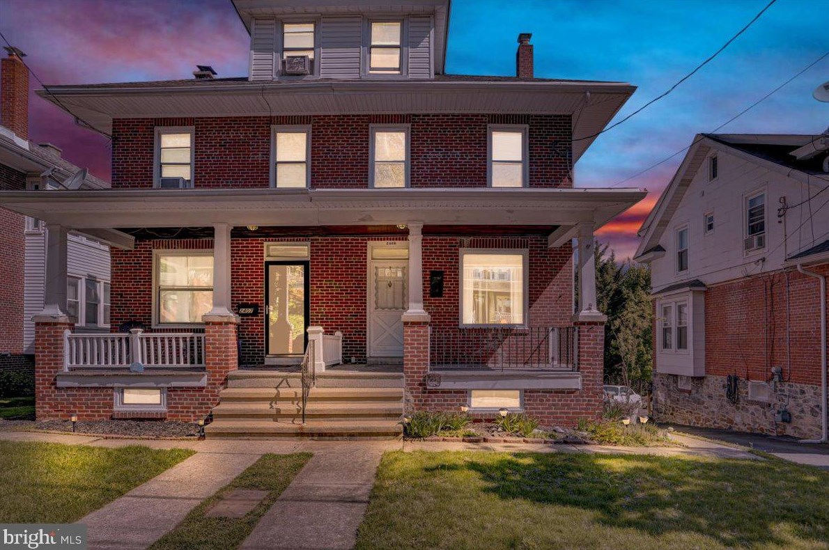 2409 Fairview Ave, Reading PA  19606-2037 exterior