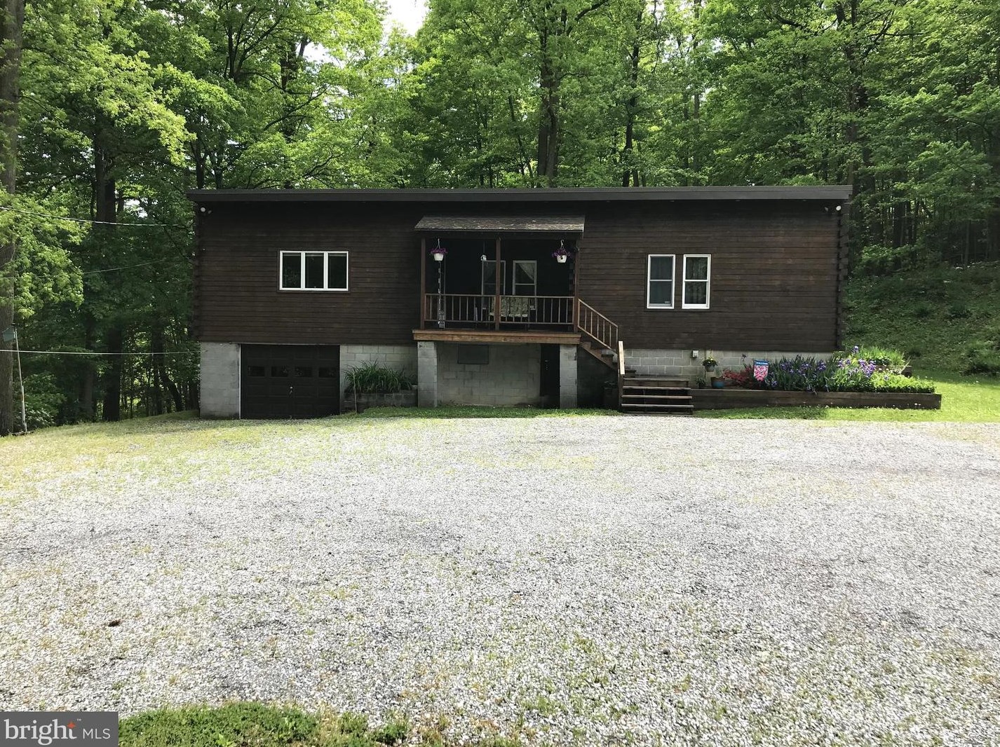 204 Wheatfield Rd, Reading PA  19608-9285 exterior