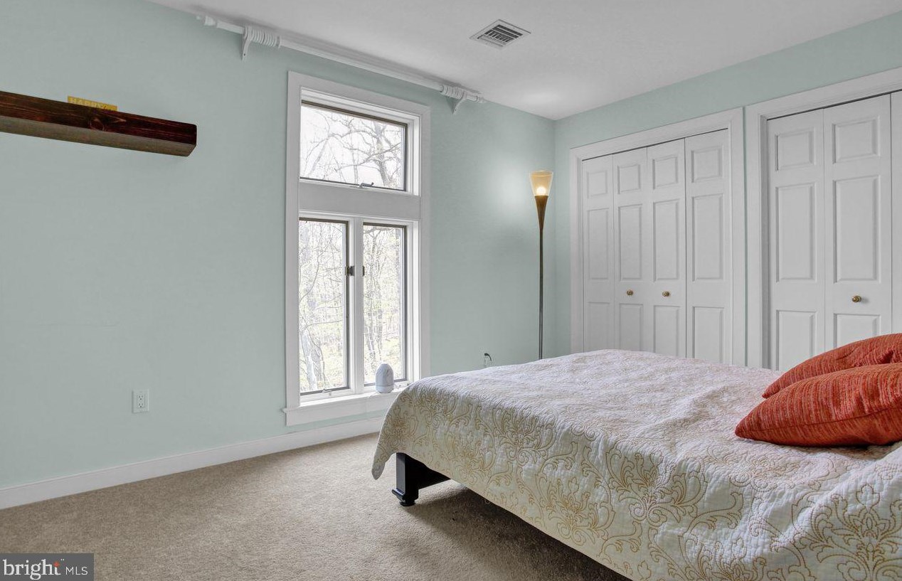 3 Frst Rd, Hummels Store PA  19540-9300 exterior