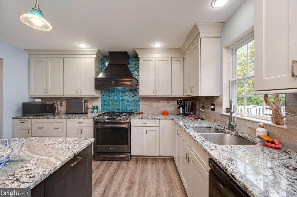 7 Brassie Cir, Reading PA  19607-3362 exterior