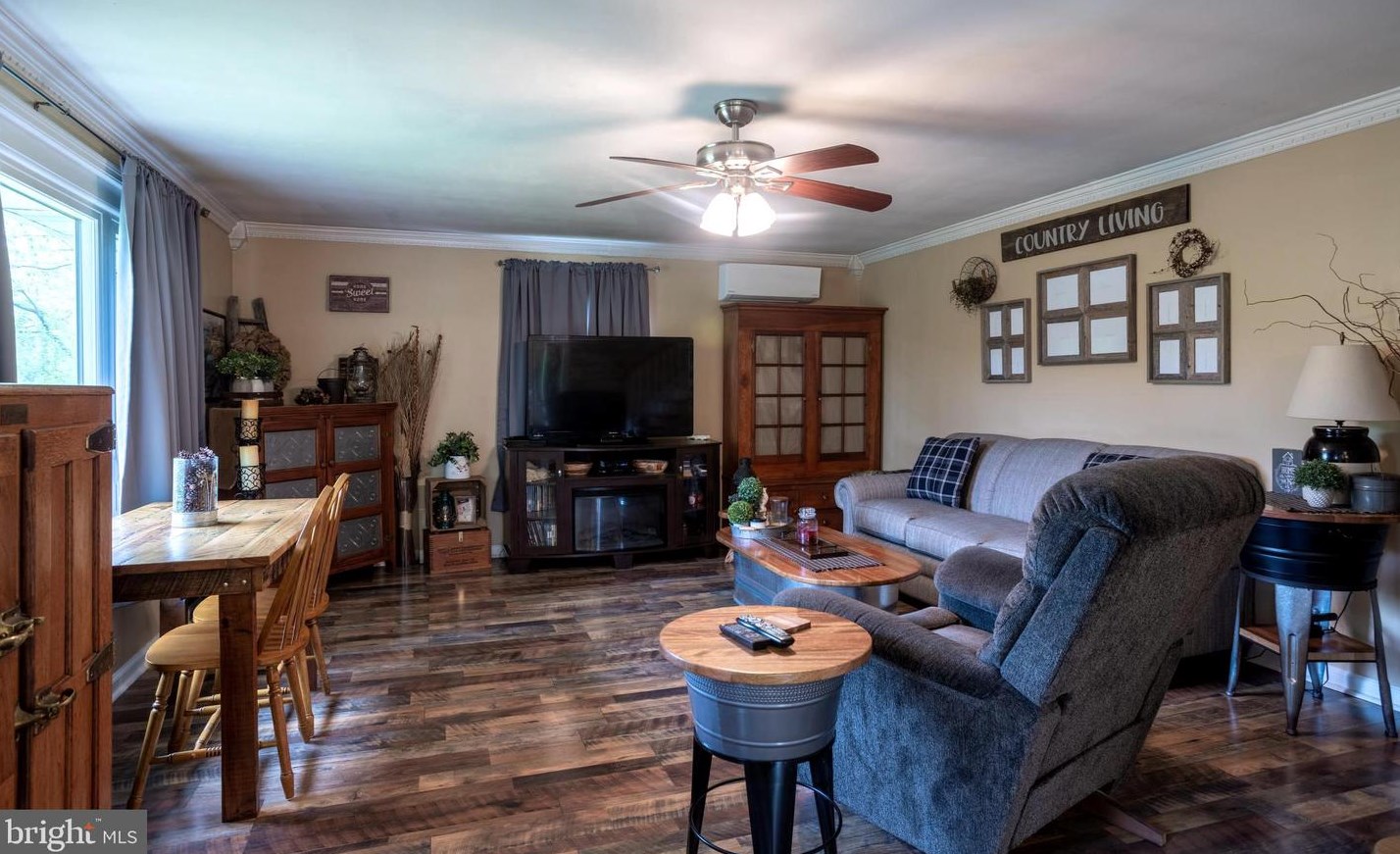 3865 Morgantown Rd, Hummels Store PA  19540-8224 exterior